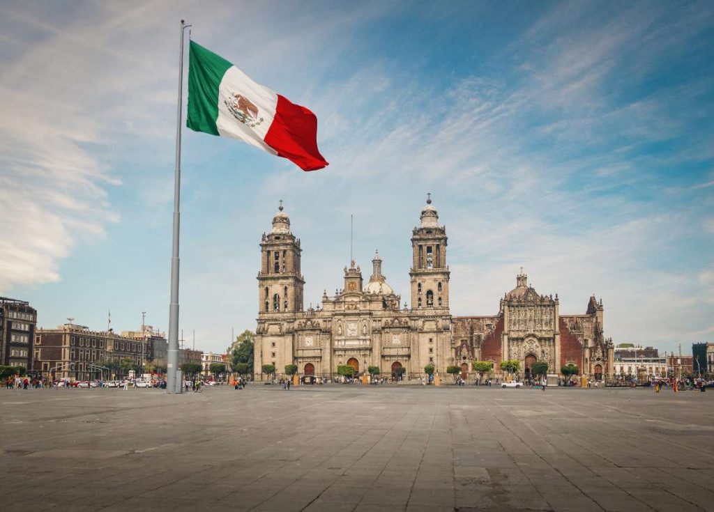 Plaza del zocalo en ciudad de Mexico